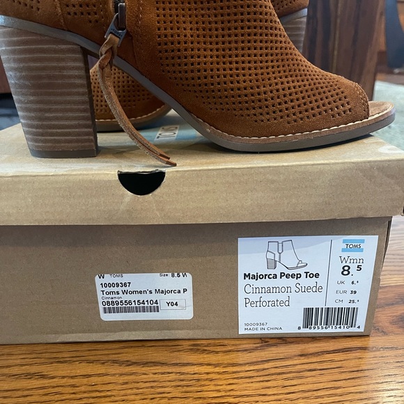 TOMS Majorca Perforated Suede Peep Toe Cinnamon size 8.5 - Picture 5 of 5
